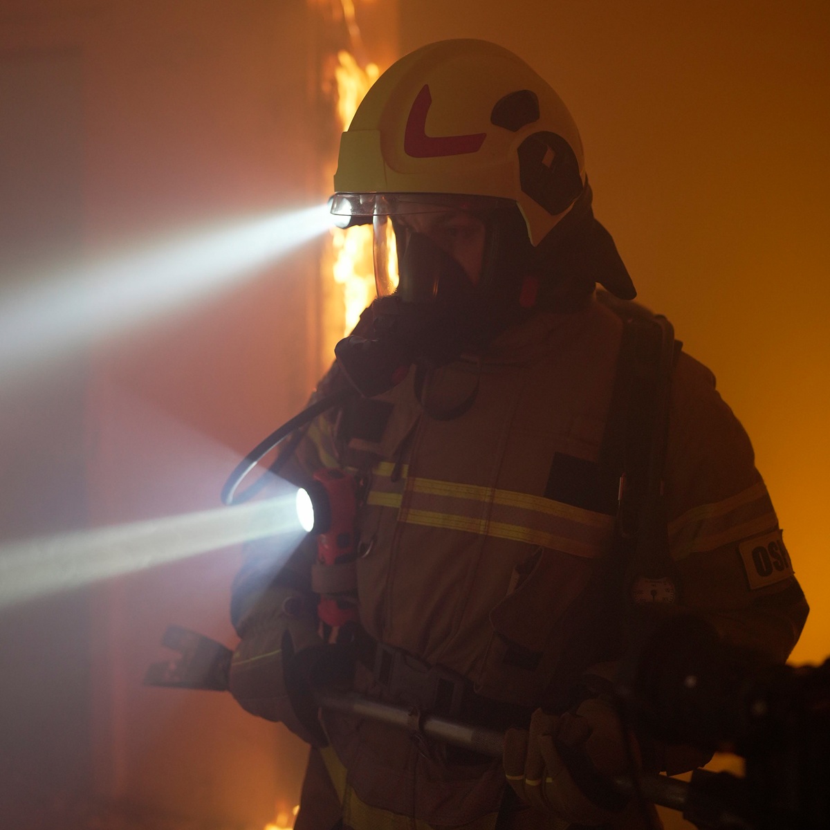 Mactronic M-FIRE GUARDIAN XR – ATEX derékszögű tűzoltó lámpa